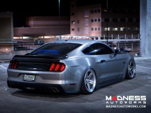 Ford Mustang Decklid w/ Integrated Spoiler  by Anderson Composites - Carbon Fiber